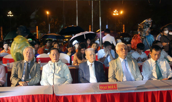 VACNE[-]phối[-]hợp[-]với[-]các[-]đơn[-]vị[-]của[-]tỉnh[-]Thanh[-]Hóa[-]tổ[-]chức[-]Lễ[-]phát[-]động[-]hưởng[-]ứng[-]Chiến[-]dịch[-]Giờ[-]Trái[-]đất[-]năm[-]2023